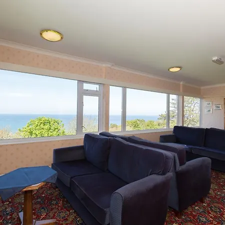Hotel Cottage Hotel 3*